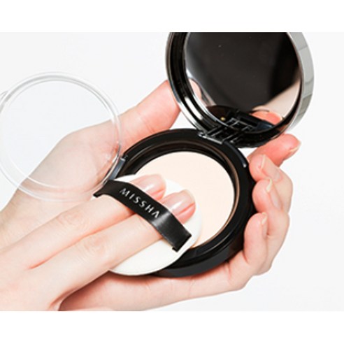 Missha Pro Touch Powder Pact 10g, No. 21, 1 unit Authentic K-Beauty
